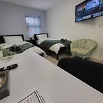Prime Retreats - Flynn House